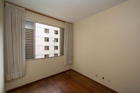 Apartamento à venda com 180m², 4 quartos e 2 vagas Apartamento à venda com 180m², 4 quartos e 2 vagasQUARTO1