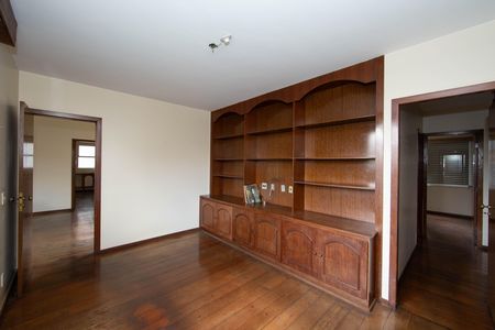 Apartamento à venda com 180m², 4 quartos e 2 vagas Apartamento à venda com 180m², 4 quartos e 2 vagasSALA