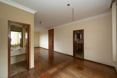Apartamento à venda com 180m², 4 quartos e 2 vagas Apartamento à venda com 180m², 4 quartos e 2 vagasSALA