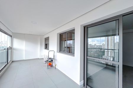 Apartamento à venda com 76m², 2 quartos e 1 vagaVaranda