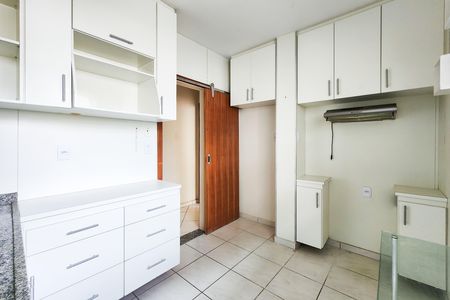 Apartamento para alugar com 106m², 3 quartos e 1 vaga Apartamento para alugar com 106m², 3 quartos e 1 vagaCozinha