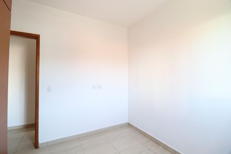 Apartamento para alugar com 74m², 3 quartos e 2 vagasQuarto 2