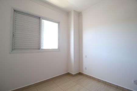 Apartamento para alugar com 74m², 3 quartos e 2 vagasQuarto 1