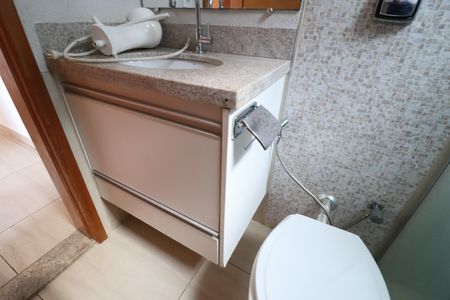 Apartamento para alugar com 74m², 3 quartos e 2 vagasBanheiro Social