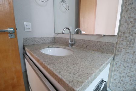 Apartamento para alugar com 74m², 3 quartos e 2 vagasBanheiro do Quarto 3