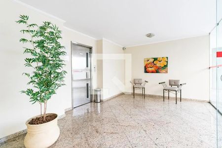 Apartamento à venda com 90m², 3 quartos e 1 vaga Apartamento à venda com 90m², 3 quartos e 1 vagaÁrea comum - Hall