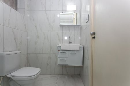 Apartamento à venda com 90m², 3 quartos e 1 vaga Apartamento à venda com 90m², 3 quartos e 1 vagaBanheiro