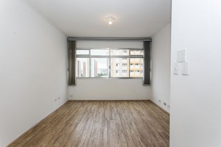 Apartamento à venda com 90m², 3 quartos e 1 vaga Apartamento à venda com 90m², 3 quartos e 1 vagaSala