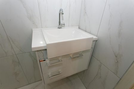 Apartamento à venda com 90m², 3 quartos e 1 vaga Apartamento à venda com 90m², 3 quartos e 1 vagaBanheiro