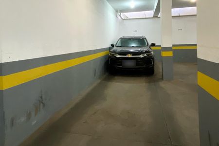 Apartamento à venda com 115m², 3 quartos e 2 vagas Apartamento à venda com 115m², 3 quartos e 2 vagasVagas