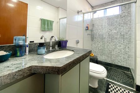 Apartamento à venda com 115m², 3 quartos e 2 vagas Apartamento à venda com 115m², 3 quartos e 2 vagasBanheiro