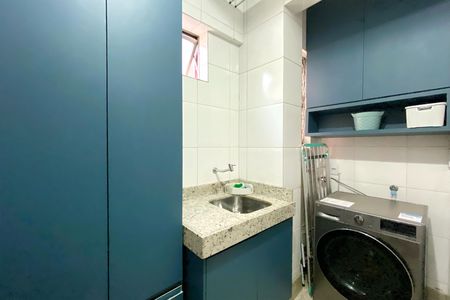 Apartamento à venda com 115m², 3 quartos e 2 vagas Apartamento à venda com 115m², 3 quartos e 2 vagasÁrea de Serviço