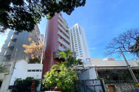Apartamento à venda com 115m², 3 quartos e 2 vagas Apartamento à venda com 115m², 3 quartos e 2 vagasFachada