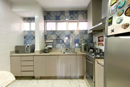 Apartamento à venda com 115m², 3 quartos e 2 vagas Apartamento à venda com 115m², 3 quartos e 2 vagasCozinha