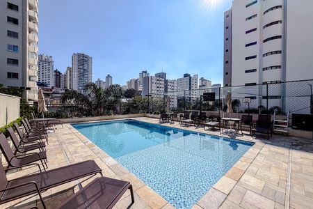 Apartamento à venda com 70m², 2 quartos e 1 vaga Apartamento à venda com 70m², 2 quartos e 1 vagaÁrea comum - Piscina