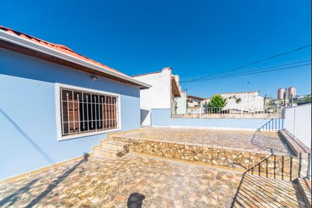 Casa para alugar com 157m², 2 quartos e 2 vagas Casa para alugar com 157m², 2 quartos e 2 vagasVaranda Frente