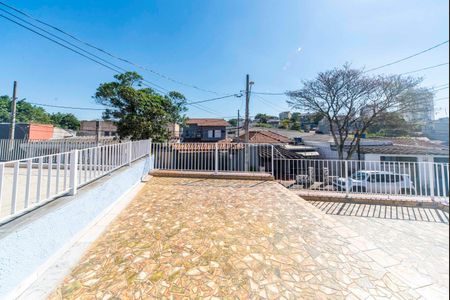 Casa para alugar com 157m², 2 quartos e 2 vagas Casa para alugar com 157m², 2 quartos e 2 vagasVaranda Frente
