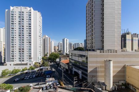 Vista  de kitnet/studio para alugar com 0 quarto, 38m² em Jardim Santa Edwirges, Guarulhos