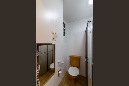 Studio para alugar com 38m², 0 quarto e sem vaga Studio para alugar com 38m², 0 quarto e sem vagaBanheiro