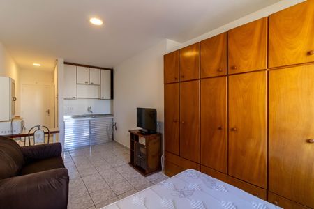 Studio para alugar com 38m², 0 quarto e sem vaga Studio para alugar com 38m², 0 quarto e sem vagaStudio