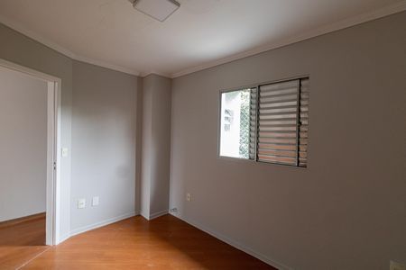 Casa à venda com 100m², 2 quartos e 2 vagas Casa à venda com 100m², 2 quartos e 2 vagasQuarto 1
