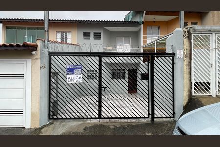 Fachada+Placa de casa para alugar com 2 quartos, 100m² em Cidade São Miguel, São Paulo