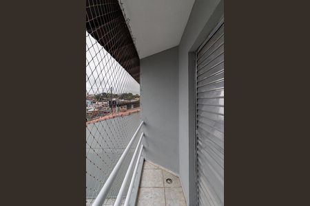 Casa à venda com 100m², 2 quartos e 2 vagas Casa à venda com 100m², 2 quartos e 2 vagasVaranda Quarto 2