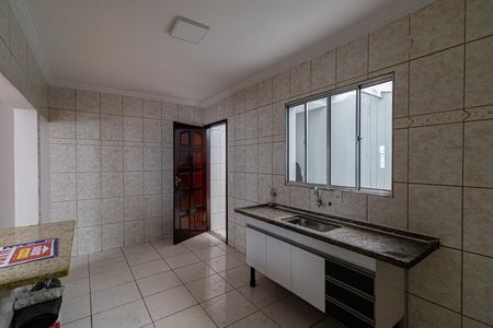 Casa à venda com 100m², 2 quartos e 2 vagas Casa à venda com 100m², 2 quartos e 2 vagasCozinha