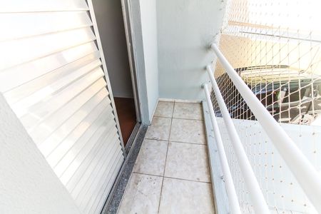 Casa para alugar com 100m², 2 quartos e 2 vagasSacada do Quarto 1