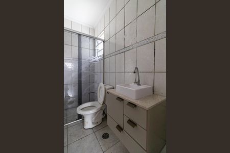 Banheiro de casa para alugar com 2 quartos, 100m² em Cidade São Miguel, São Paulo