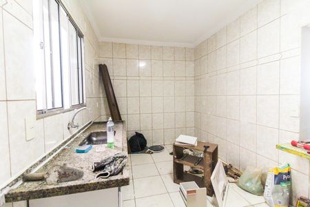 Casa para alugar com 100m², 2 quartos e 2 vagasCozinha