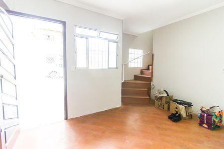 Sala de casa para alugar com 2 quartos, 100m² em Cidade São Miguel, São Paulo