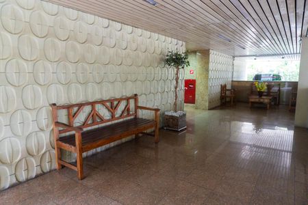 Apartamento à venda com 86m², 2 quartos e 1 vaga Apartamento à venda com 86m², 2 quartos e 1 vagaHall social