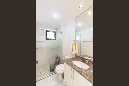 Apartamento para alugar com 76m², 3 quartos e 2 vagas Apartamento para alugar com 76m², 3 quartos e 2 vagasBanheiro Social