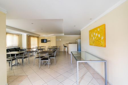 Apartamento para alugar com 76m², 3 quartos e 2 vagas Apartamento para alugar com 76m², 3 quartos e 2 vagasÁrea comum - Salão de festas