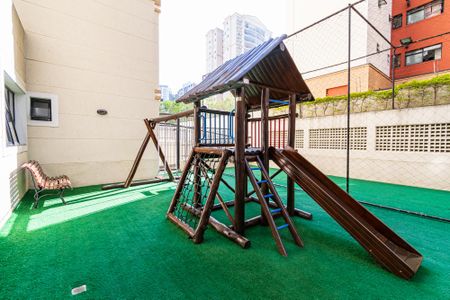 Apartamento para alugar com 76m², 3 quartos e 2 vagas Apartamento para alugar com 76m², 3 quartos e 2 vagasÁrea comum - Playground
