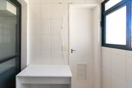 Apartamento para alugar com 76m², 3 quartos e 2 vagas Apartamento para alugar com 76m², 3 quartos e 2 vagasÁrea de Serviço
