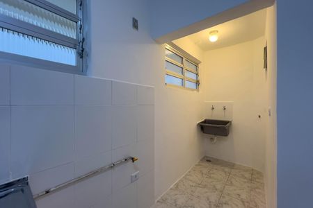 Apartamento para alugar com 50m², 1 quarto e sem vaga Apartamento para alugar com 50m², 1 quarto e sem vagaCozinha e área de serviço