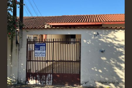 Casa para alugar com 98m², 2 quartos e 3 vagas Casa para alugar com 98m², 2 quartos e 3 vagasFachada