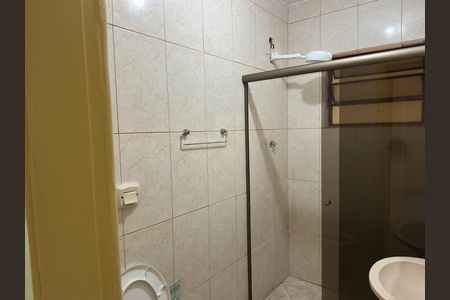 Casa para alugar com 98m², 2 quartos e 3 vagas Casa para alugar com 98m², 2 quartos e 3 vagasBanheiro