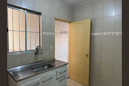 Casa para alugar com 98m², 2 quartos e 3 vagas Casa para alugar com 98m², 2 quartos e 3 vagasCozinha