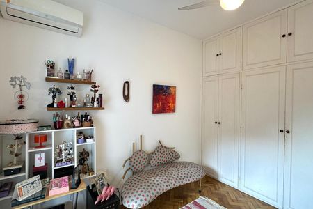 Apartamento à venda com 75m², 3 quartos e sem vaga