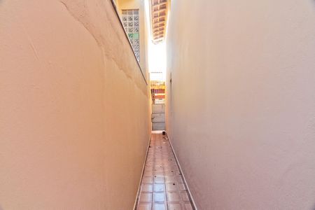 Casa para alugar com 92m², 2 quartos e 2 vagas Casa para alugar com 92m², 2 quartos e 2 vagasÁrea externa