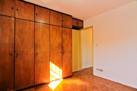 Casa para alugar com 92m², 2 quartos e 2 vagas Casa para alugar com 92m², 2 quartos e 2 vagasQuarto 1
