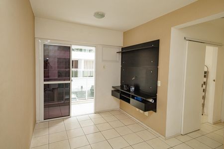 Sala de apartamento à venda com 2 quartos, 50m² em Campo Grande, Rio de Janeiro