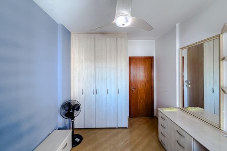 Apartamento à venda com 180m², 4 quartos e 3 vagas Apartamento à venda com 180m², 4 quartos e 3 vagasQuarto 3