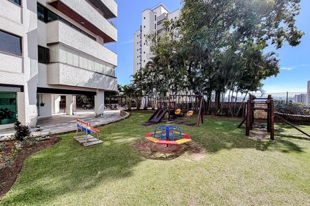 Apartamento à venda com 180m², 4 quartos e 3 vagas Apartamento à venda com 180m², 4 quartos e 3 vagasÁrea comum