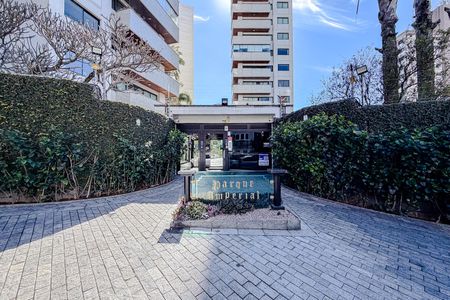 Apartamento à venda com 180m², 4 quartos e 3 vagas Apartamento à venda com 180m², 4 quartos e 3 vagasFachada - Plaquinha