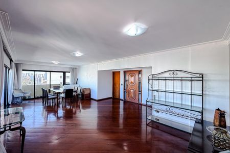 Apartamento à venda com 180m², 4 quartos e 3 vagas Apartamento à venda com 180m², 4 quartos e 3 vagasSala