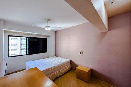 Apartamento à venda com 180m², 4 quartos e 3 vagas Apartamento à venda com 180m², 4 quartos e 3 vagasQuarto 4 - Suíte
